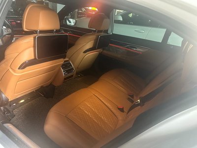 BMW 7 SERIES - 4