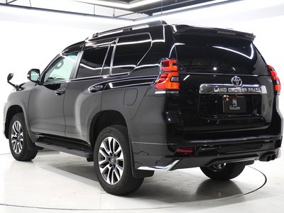 TOYOTA LAND CRUISER PRADO - 7