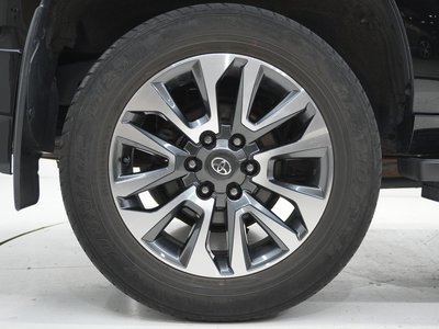 TOYOTA LAND CRUISER PRADO - 10