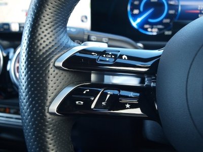 MERCEDES-BENZ EQB - 8