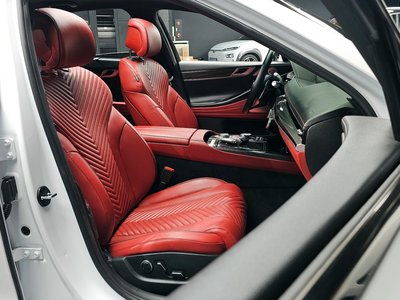 GENESIS G80 (RG3) - 10
