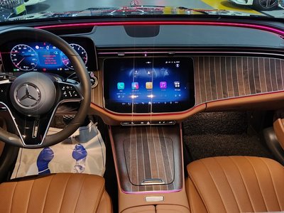 2025 Mercedes-BENZ E-CLASS 照片 4