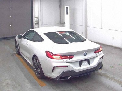 2021 BMW 8 SERIES 照片 2
