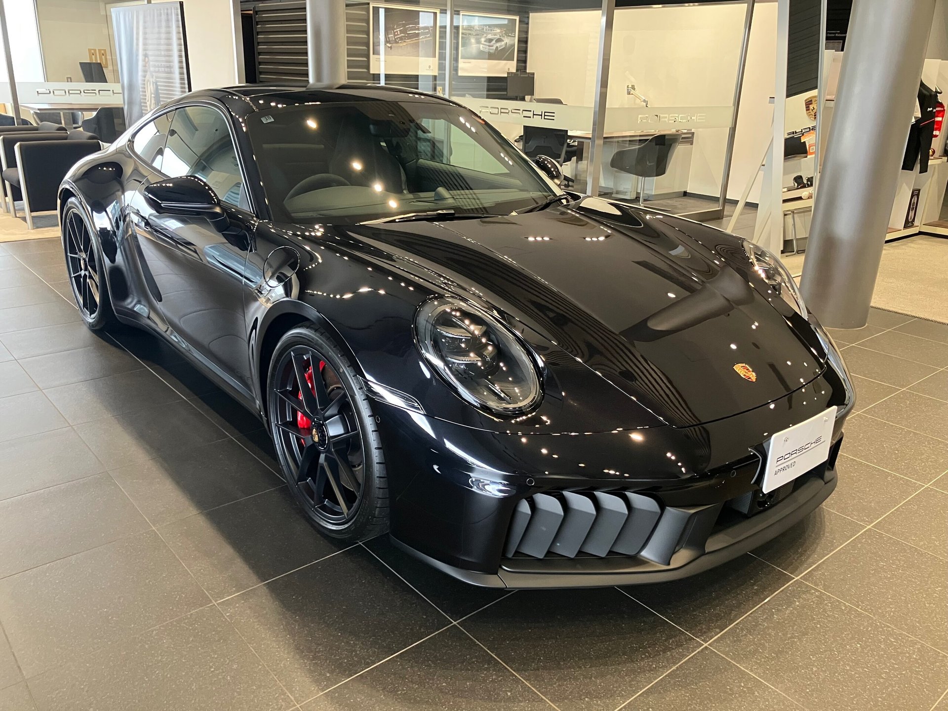 PORSCHE 911 - View 1