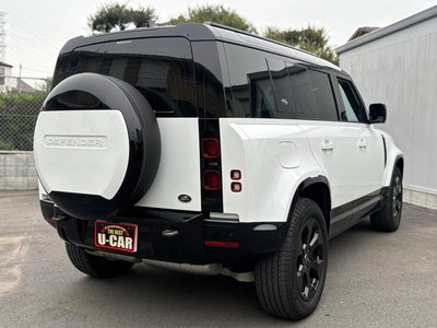 LAND ROVER DEFENDER - 9