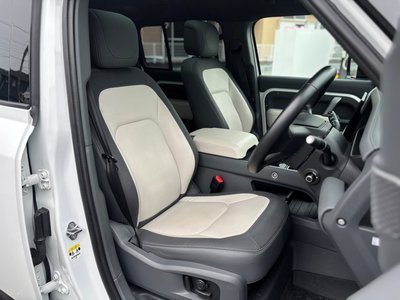 2023 LAND Rover DEFENDER — миниатюра 30