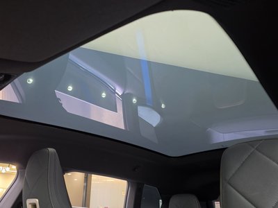 2023 BMW IX thumbnail 24