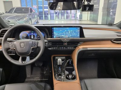2026 Toyota CROWN CROSSOVER 照片 4