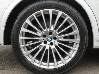 2023 BMW X7 — миниатюра 40