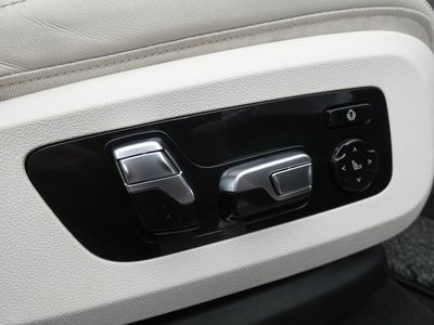 2023 BMW X7 — миниатюра 47
