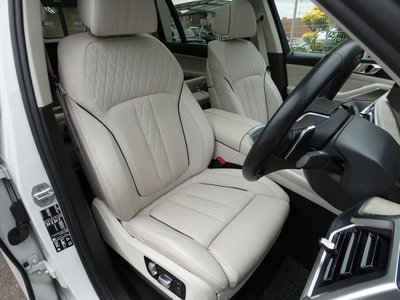 2023 BMW X7 — миниатюра 43