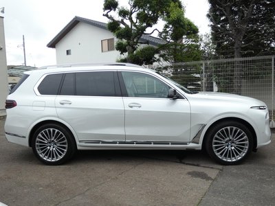 2023 BMW X7 — миниатюра 33