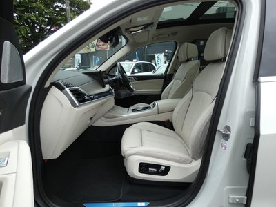 2023 BMW X7 — миниатюра 22