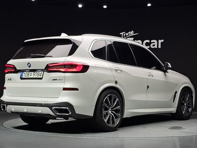 صورة 2 لـ 2021 BMW X5