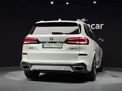 صورة 4 لـ 2021 BMW X5