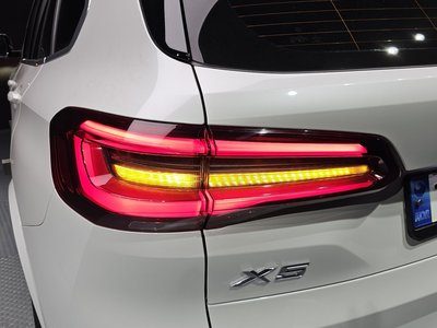 صورة 10 لـ 2021 BMW X5