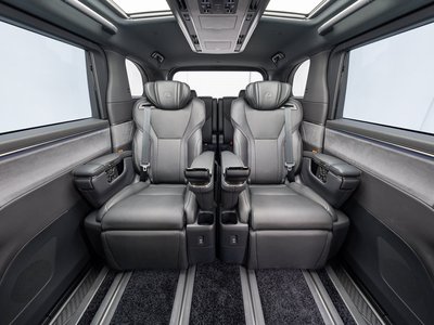 2024 Lexus LM thumbnail 42