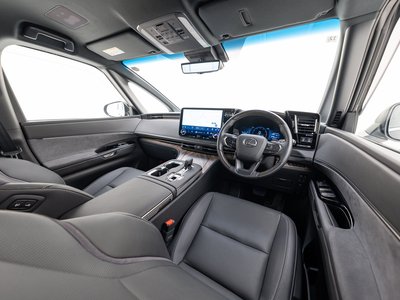 2024 Lexus LM thumbnail 21