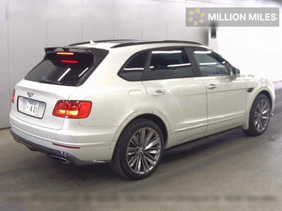 BENTLEY BENTAYGA - 5