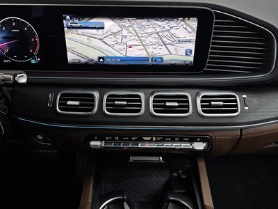 2024 Mercedes-BENZ GLS — миниатюра 18