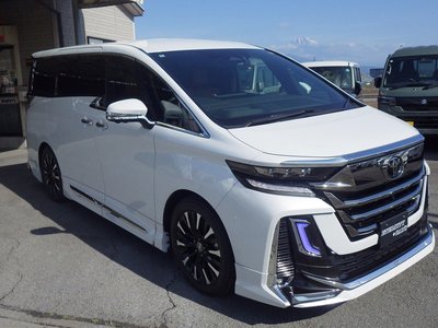 TOYOTA VELLFIRE - 4