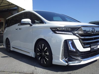 TOYOTA VELLFIRE - 5