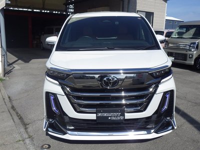 TOYOTA VELLFIRE - 3