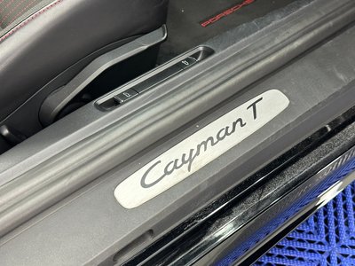 2021 Porsche 718 thumbnail 15