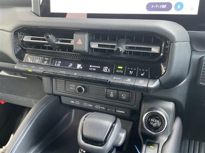TOYOTA LAND CRUISER 250 - 9