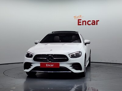 MERCEDES-BENZ E-CLASS - 2