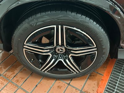 MERCEDES-BENZ GLC - 7