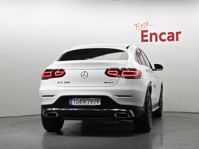 MERCEDES-BENZ GLC - 3