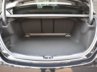 MERCEDES-BENZ C-CLASS - 9