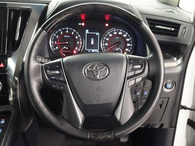 TOYOTA ALPHARD - 6
