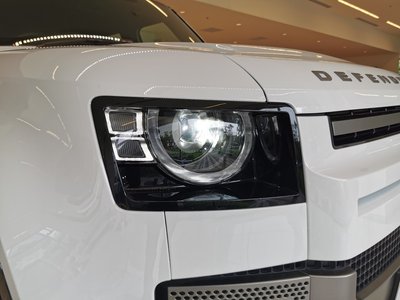 صورة 8 لـ 2025 LAND Rover DEFENDER