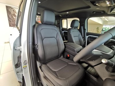 صورة مصغرة 27 لـ 2025 LAND Rover DEFENDER