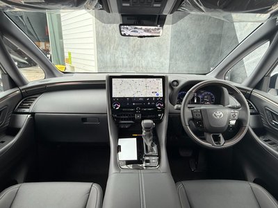 TOYOTA ALPHARD - 5