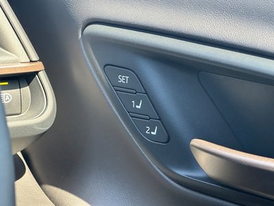 صورة مصغرة 40 لـ 2026 Toyota CROWN SPORT