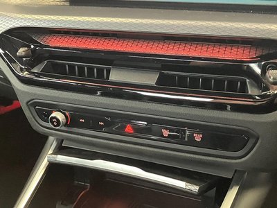 2025 BMW 3 SERIES 缩略图 43