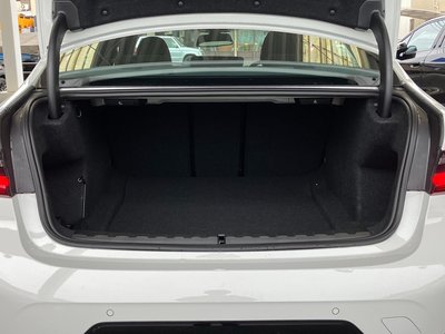 2025 BMW 3 SERIES 缩略图 54