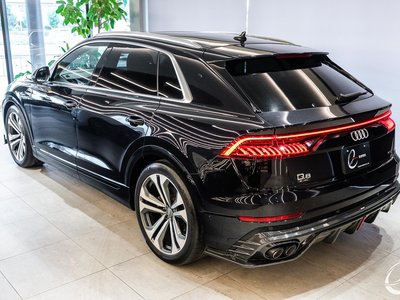AUDI Q8 - 9