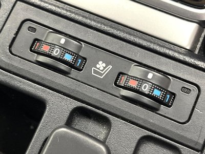 TOYOTA LAND CRUISER PRADO - 6