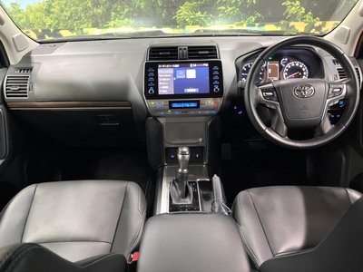 TOYOTA LAND CRUISER PRADO - 2