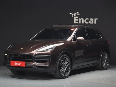 PORSCHE CAYENNE - 1