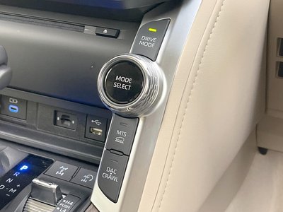 2024 Toyota LAND CRUISER 300 — миниатюра 58