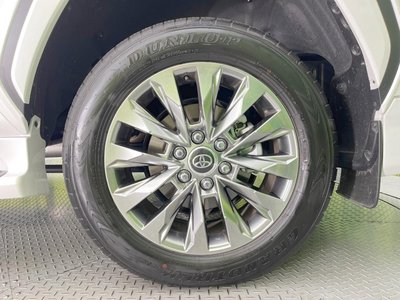 2024 Toyota LAND CRUISER 300 — миниатюра 34