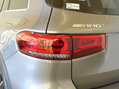 MERCEDES-BENZ GLB AMG - 9