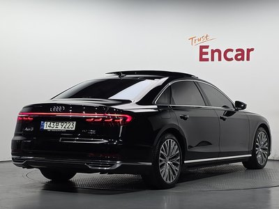 AUDI A8 - 5