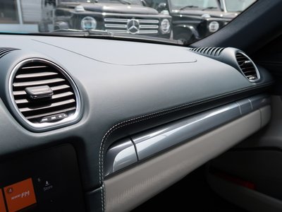 صورة مصغرة 27 لـ 2017 Porsche 718