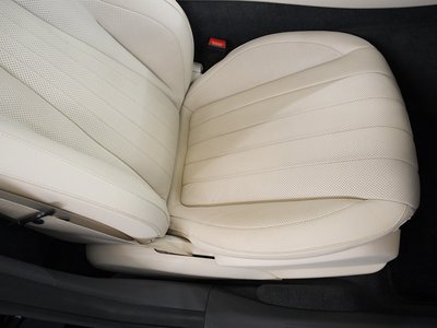 صورة 7 لـ 2021 Mercedes-BENZ E-CLASS